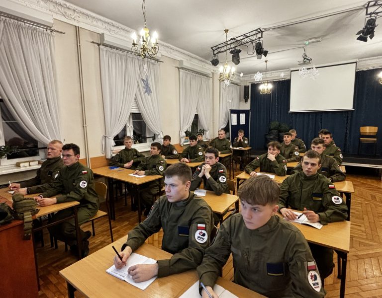 Szkolenie oddziałów BOW w Rzepczyńskim Pałacu